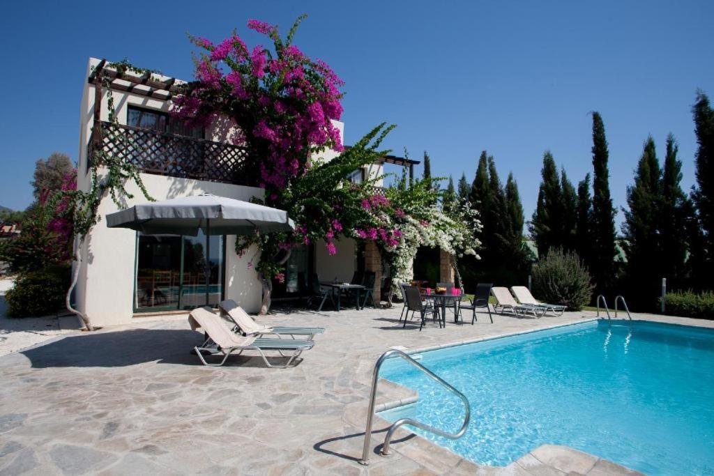 Paphos Banana Sunset Villas מראה חיצוני תמונה
